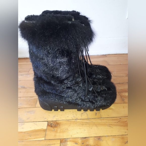 Le grenier made in Quebec natural shaved  beaver fur boots Sz 7 - Picture 7 of 7